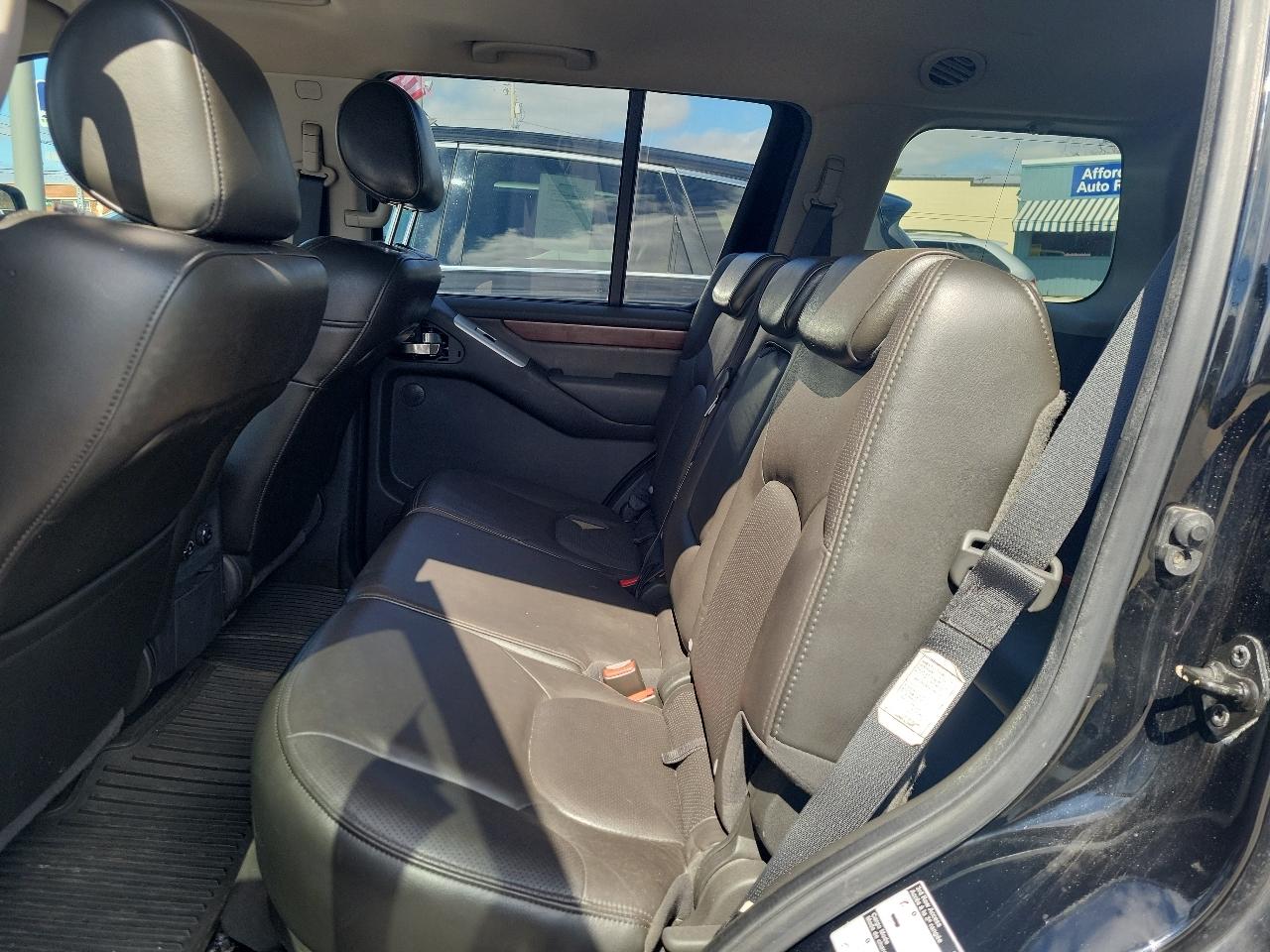 Nissan Pathfinder LE 4WD 2008