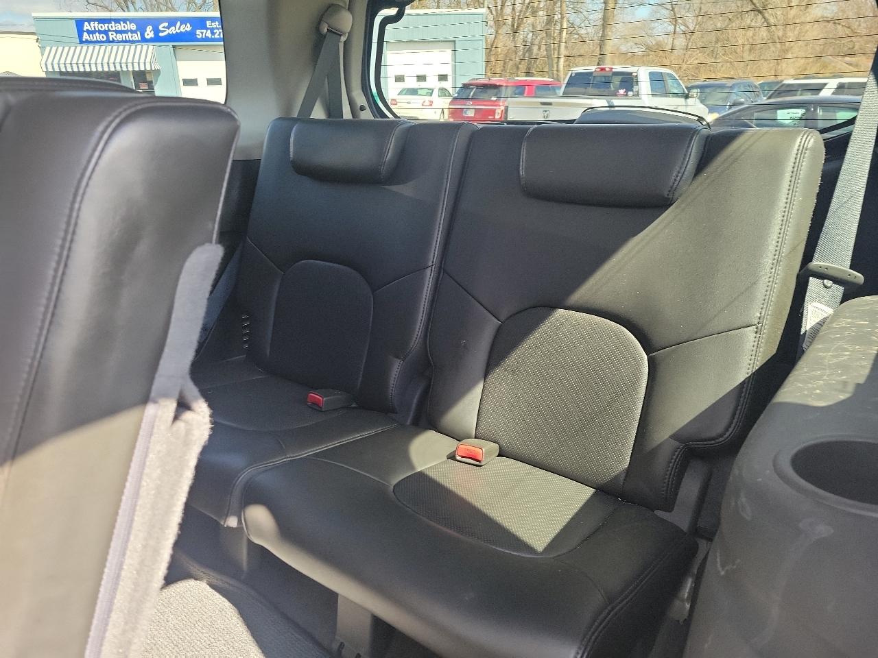 Nissan Pathfinder LE 4WD 2008