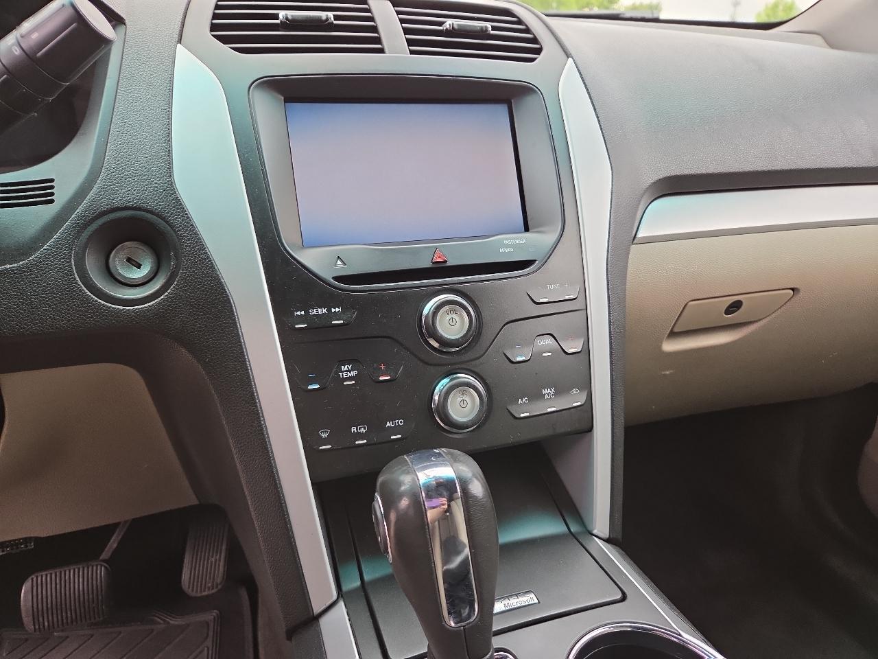 Ford Explorer XLT 4WD 2013