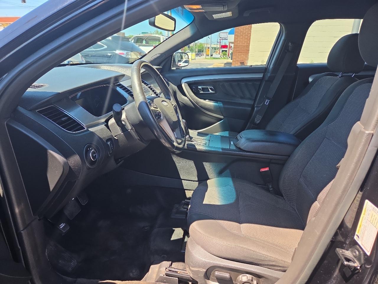 Ford Taurus SEL FWD 2016