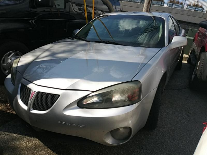 Buy Here Pay Here 2006 Pontiac Grand Prix for Sale in Mishawaka IN