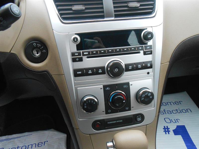 Chevrolet Malibu  2010 Chevrolet Malibu  2010