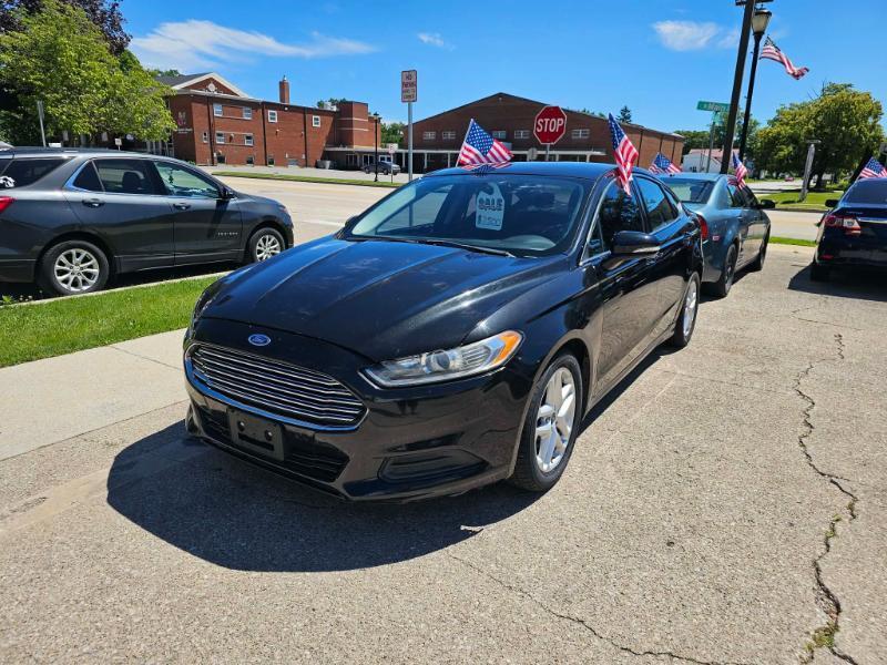 Ford Fusion SE 2015