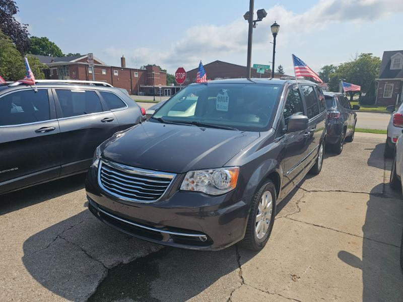 Chrysler Town & Country Touring 2016