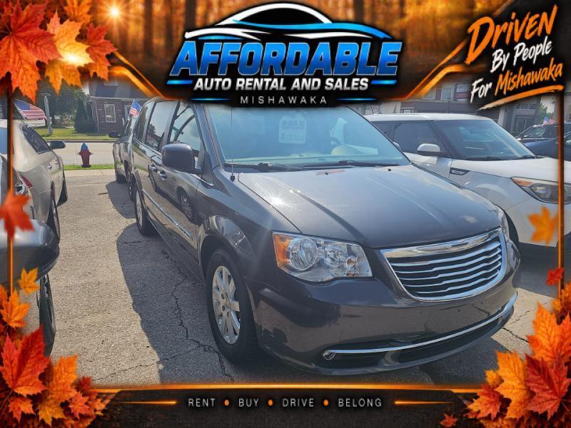 2016 Chrysler Town & Country TOURING