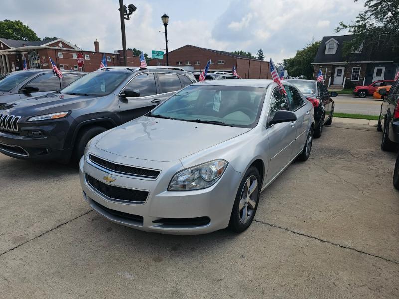 Chevrolet Malibu LS 2011