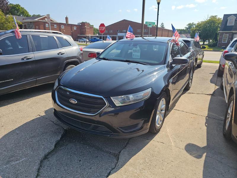 Ford Taurus SE 2014