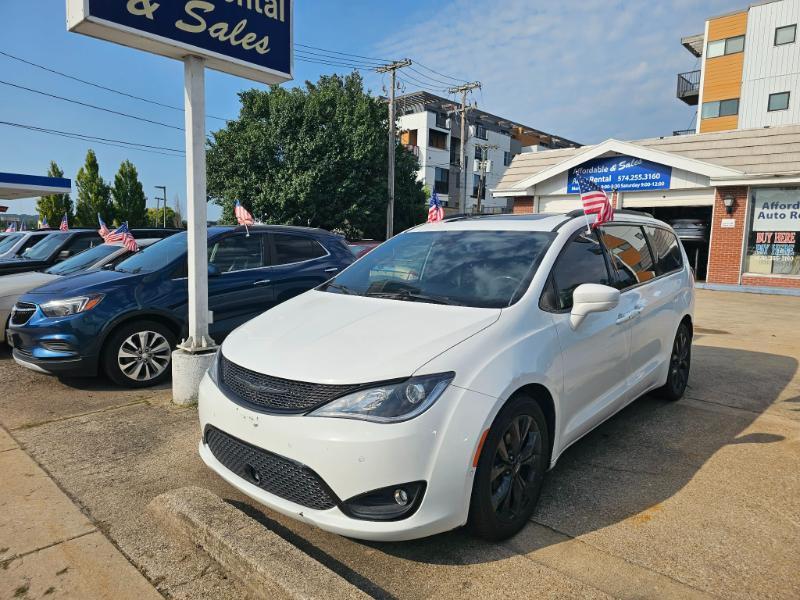 Chrysler Pacifica Touring L Plus 2019