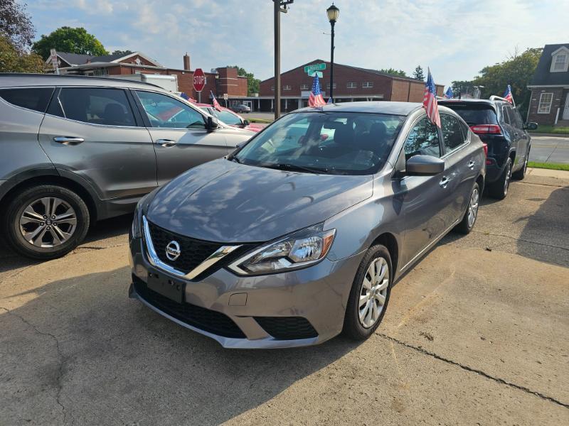 Nissan Sentra S 2016