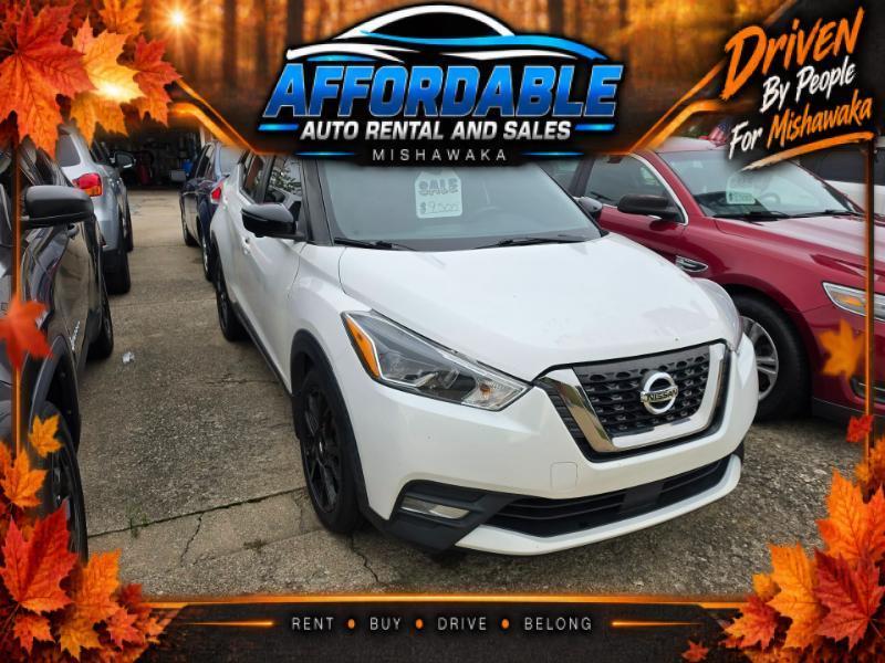 2020 Nissan Kicks SR