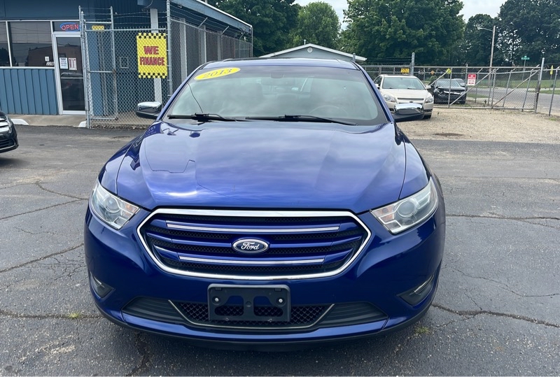Ford Taurus  2013