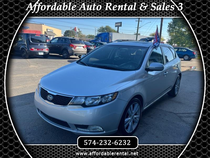 2013 Kia Forte 5-Door SX