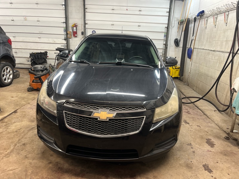 Chevrolet Cruze  2012