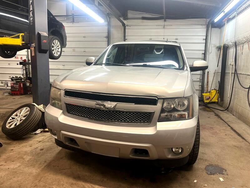 Chevrolet Tahoe  2010