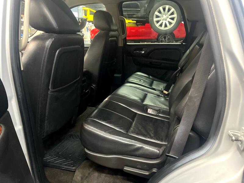 Chevrolet Tahoe  2010