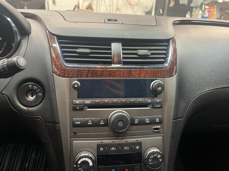 Chevrolet Malibu  2010