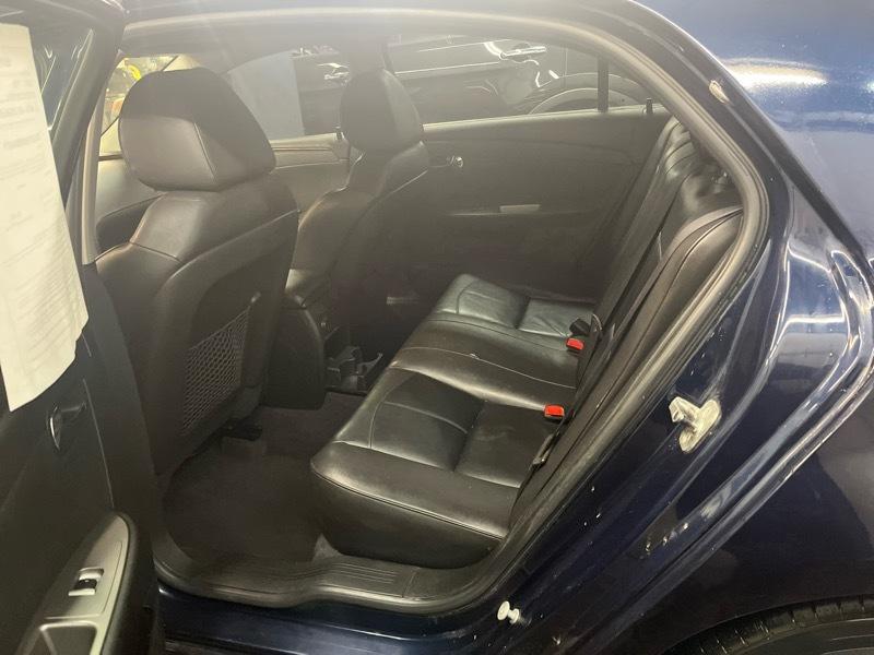 Chevrolet Malibu  2010