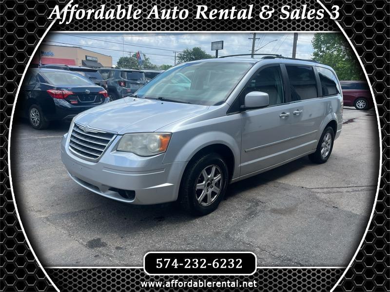 2010 Chrysler Town & Country TOURING