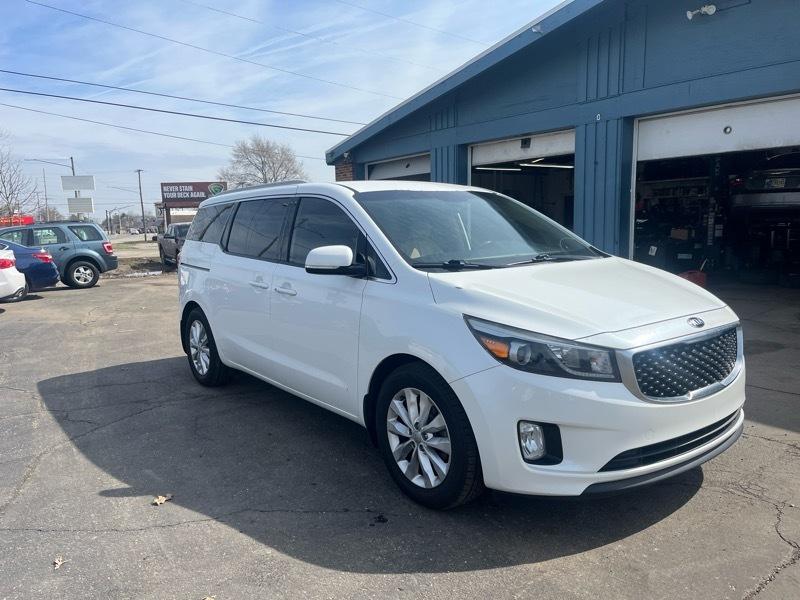 Kia Sedona  2015