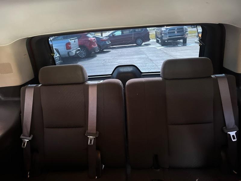 Chevrolet Tahoe  2011