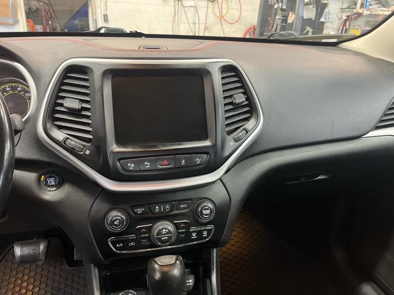 Jeep Cherokee  2015