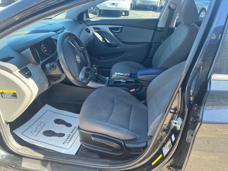 Hyundai Elantra  2015