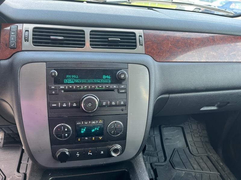 GMC Yukon  2011