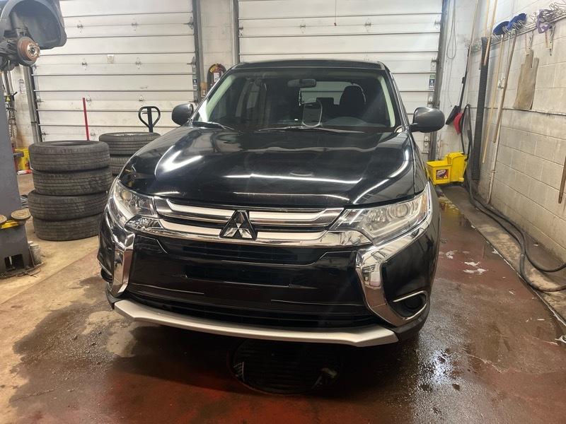 Mitsubishi Outlander  2018