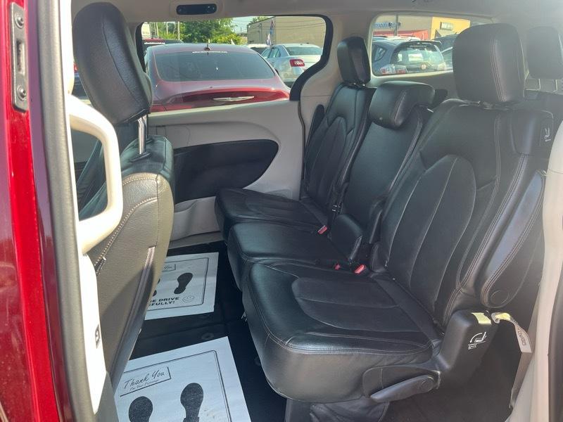 Chrysler Pacifica  2017