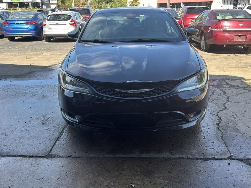 Chrysler 200  2015
