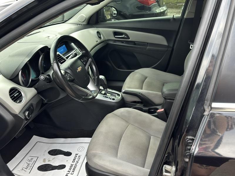 Chevrolet Cruze  2012
