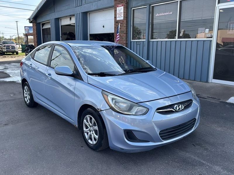 Hyundai Accent GLS 2014