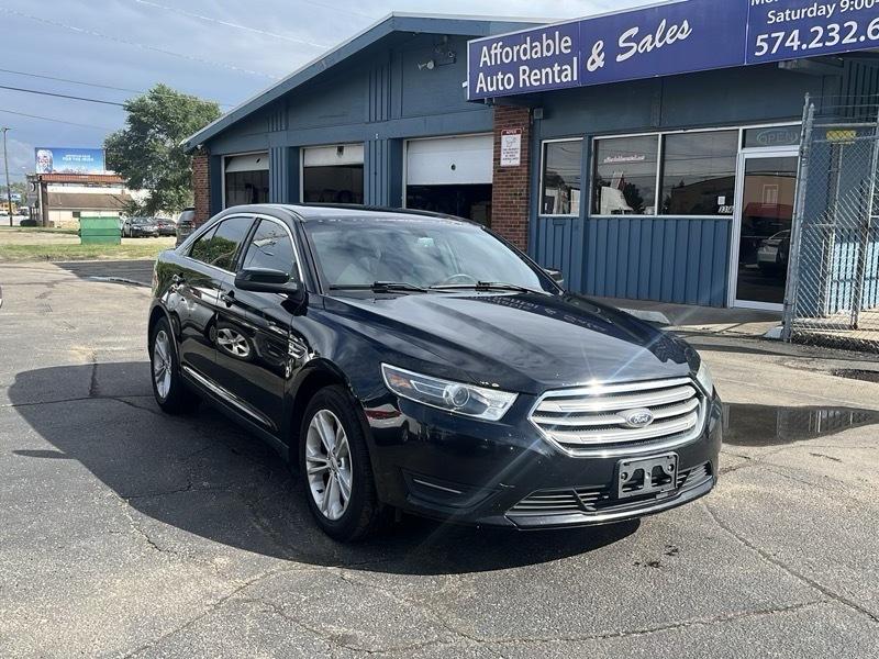 Ford Taurus  2016