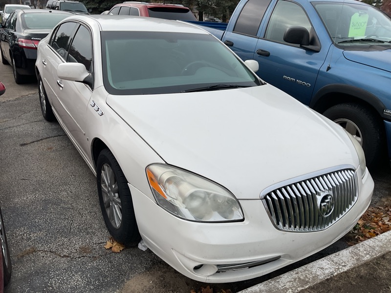 Buick Lucerne CX 2011