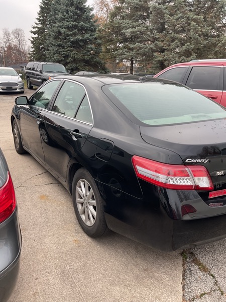 Toyota Camry SE 6-Spd MT 2010