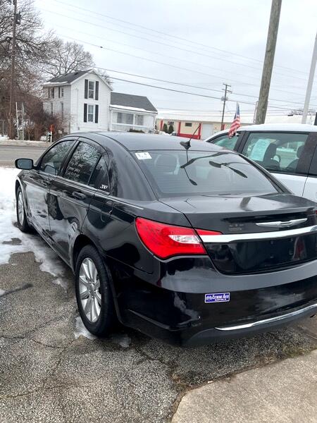 Chrysler 200 Touring 2013