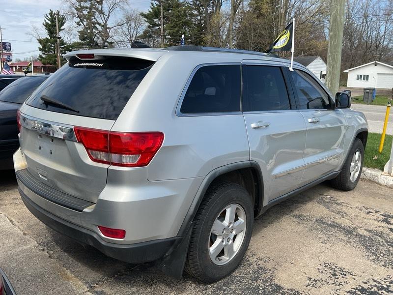 Jeep Grand Cherokee Laredo 4WD 2011