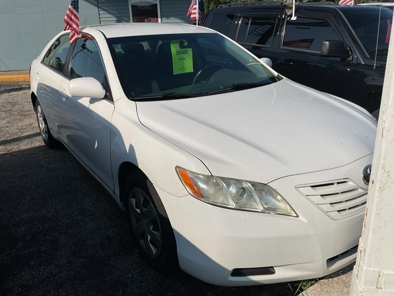 Toyota Camry SE 5-Spd AT 2009