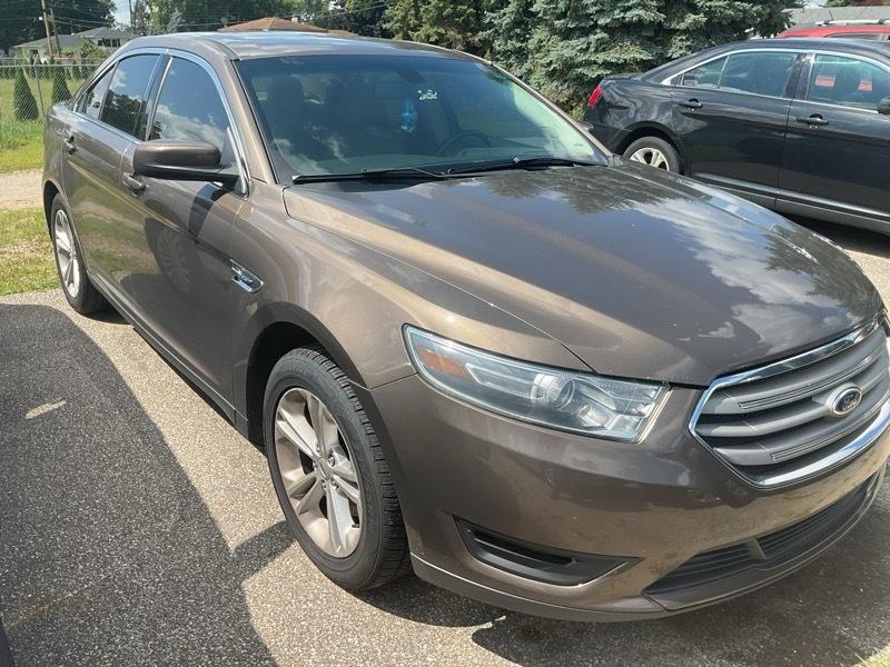 Ford Taurus SEL FWD 2015