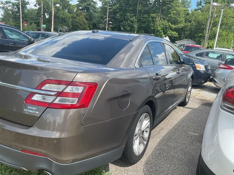 Ford Taurus SEL FWD 2015