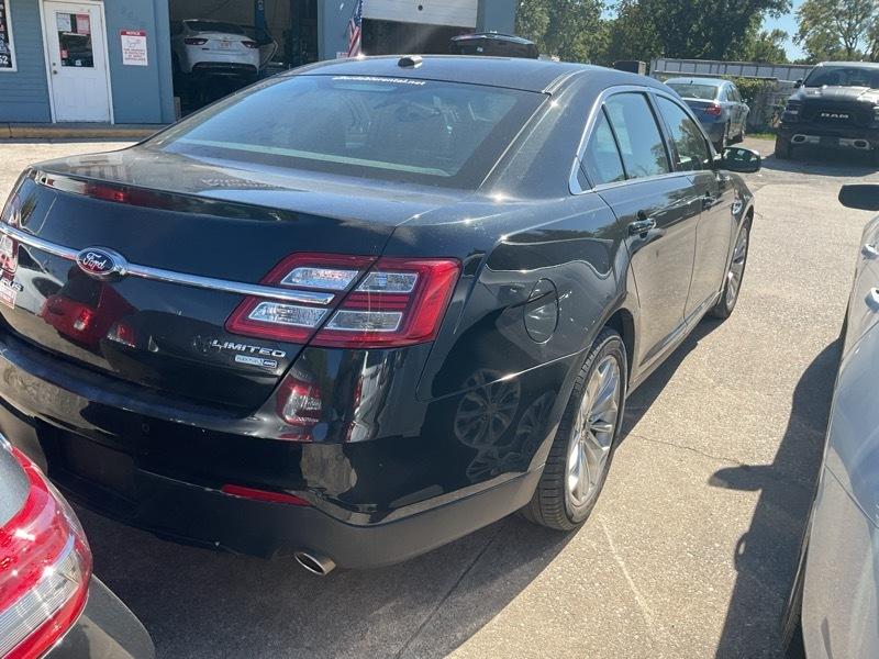 Ford Taurus Limited AWD 2013