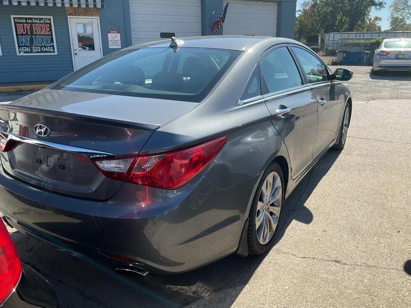 Hyundai Sonata SE Auto 2013