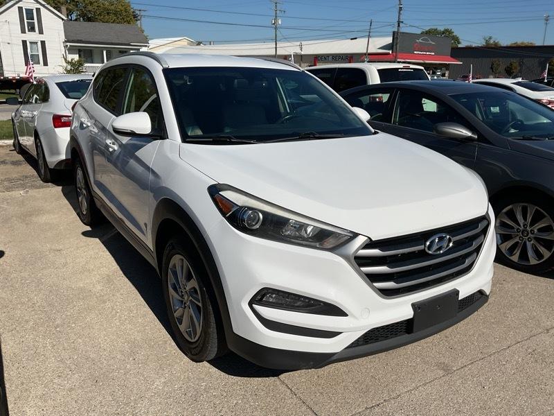 Hyundai Tucson SE 2017