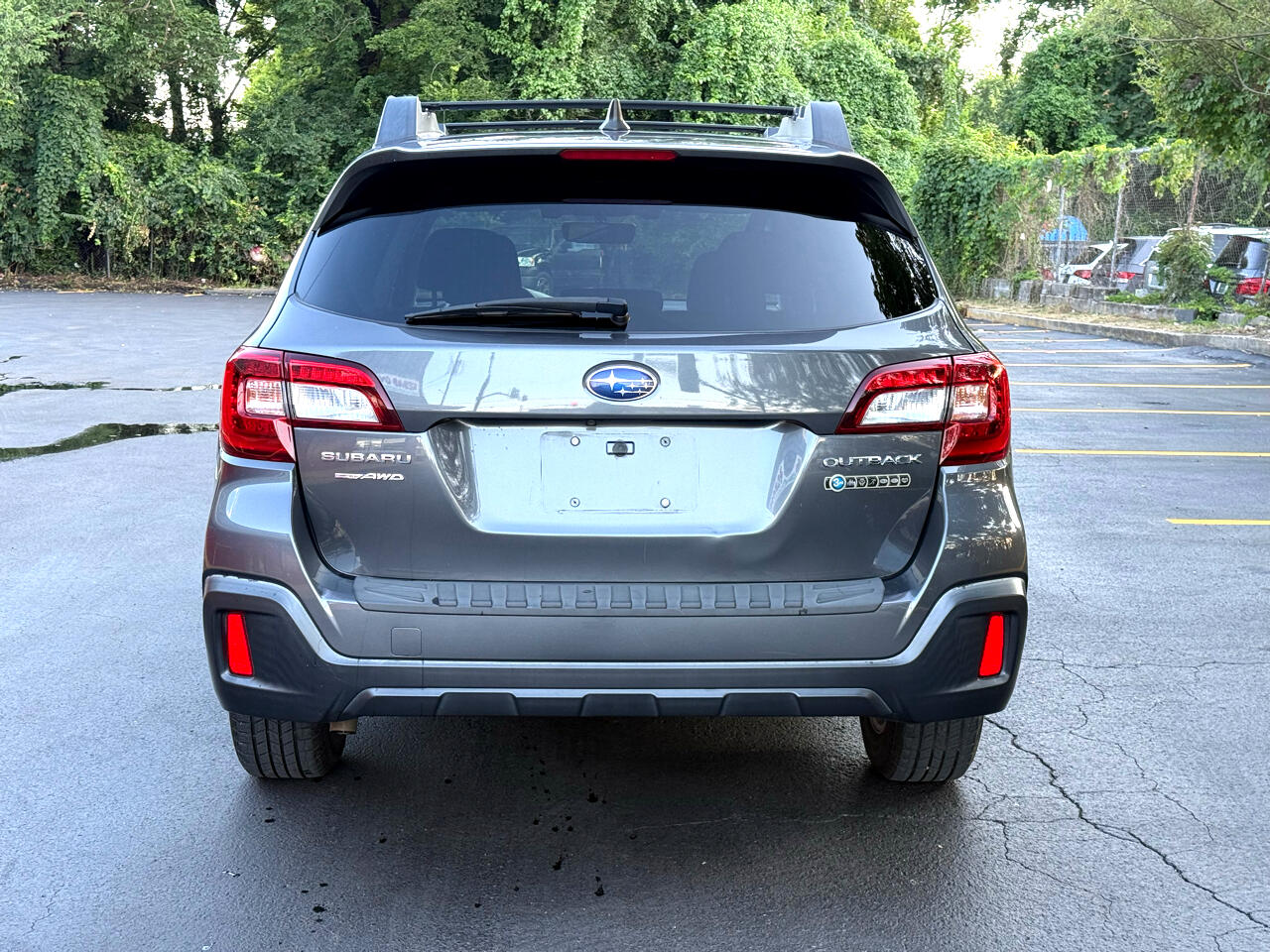 2019 Subaru Outback 2.5i Premium photo 4