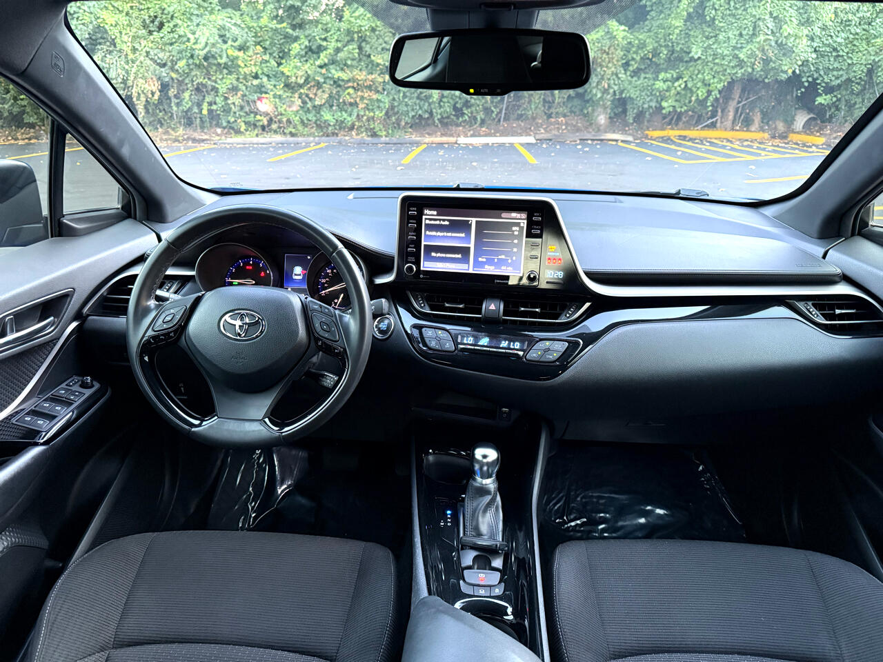 Toyota C-HR XLE 2019 Toyota C-HR XLE 2019
