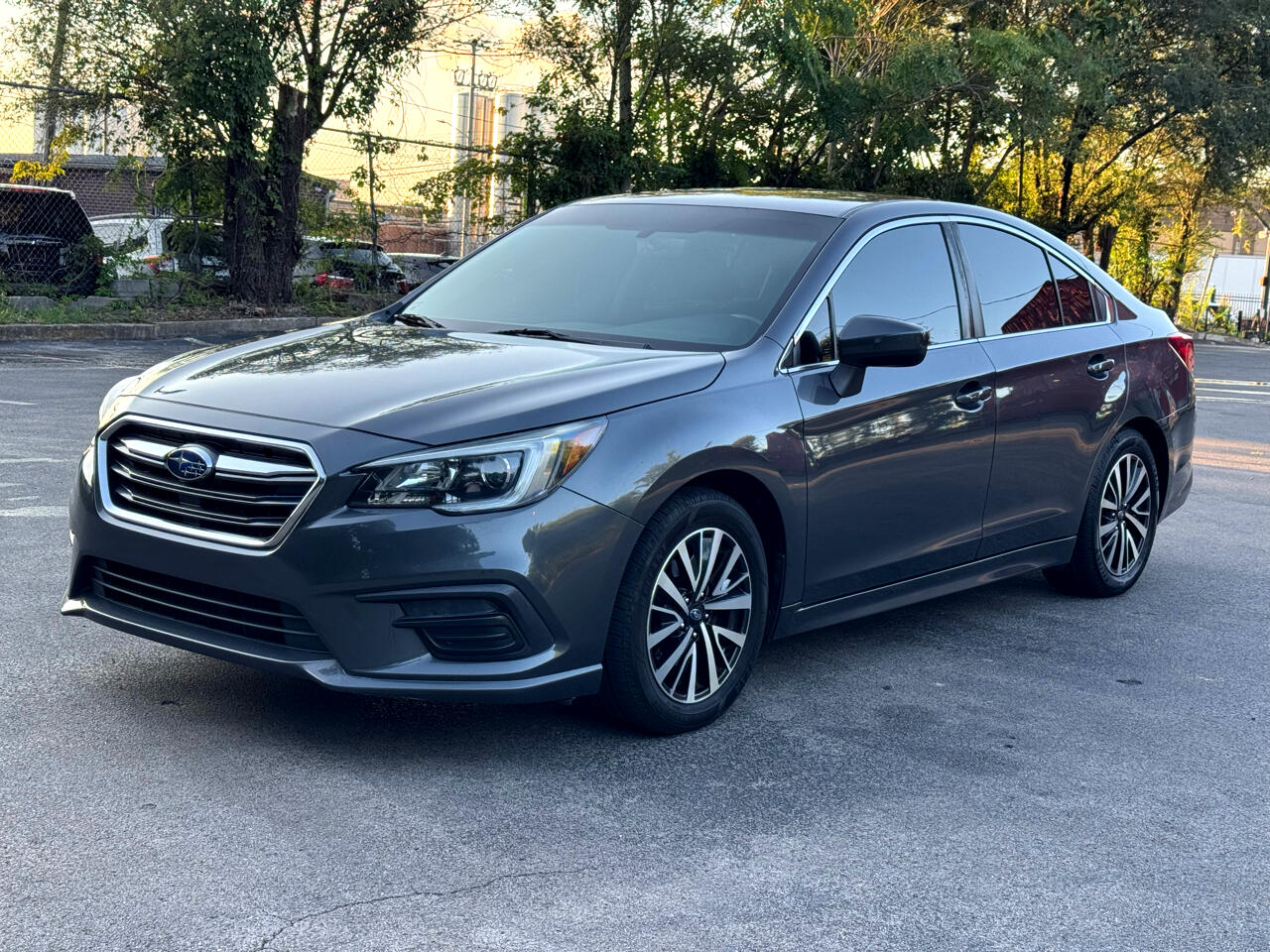 2018 Subaru Legacy 2.5i Premium photo 3