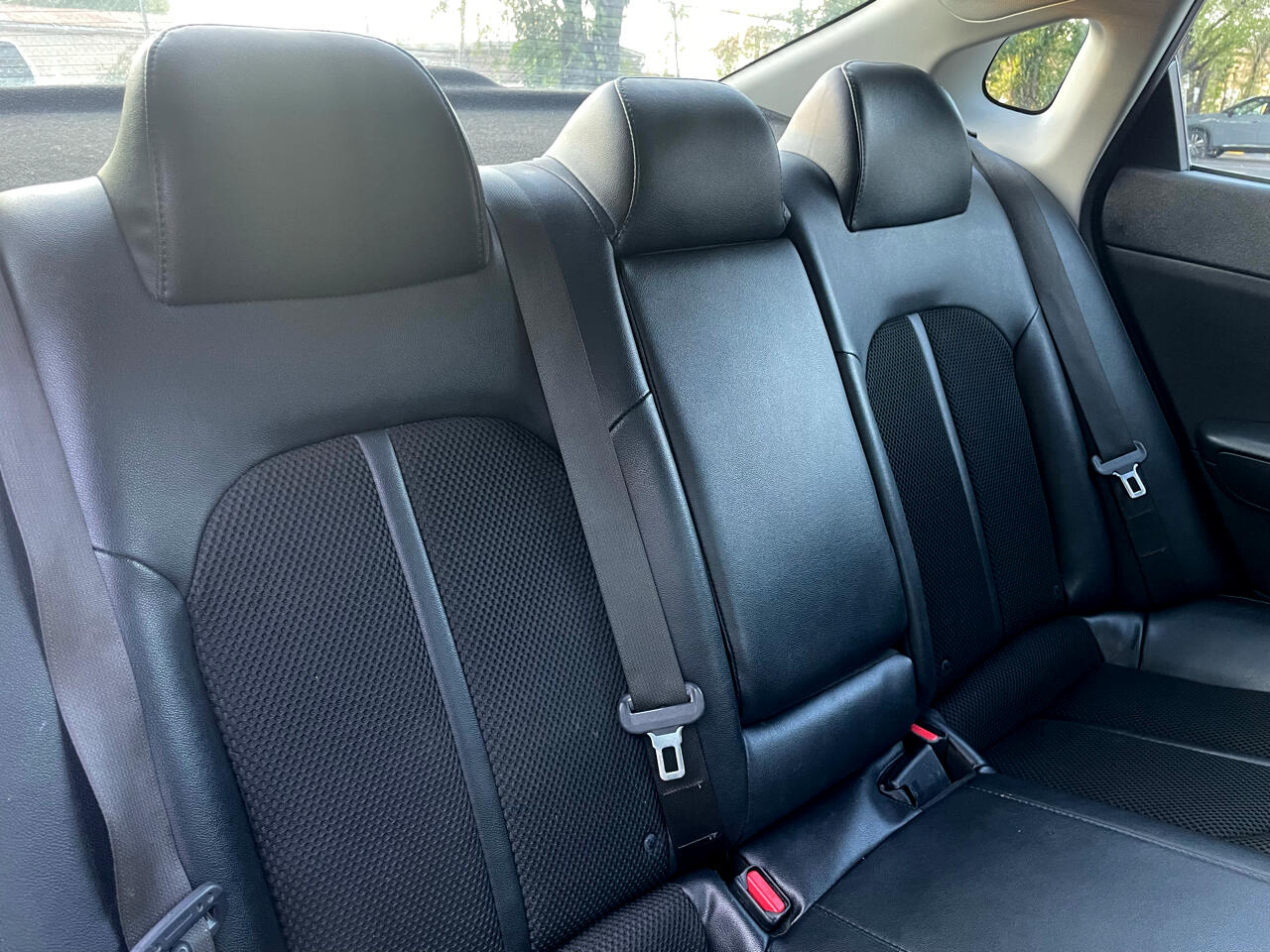 2019 Kia Optima LX photo 21