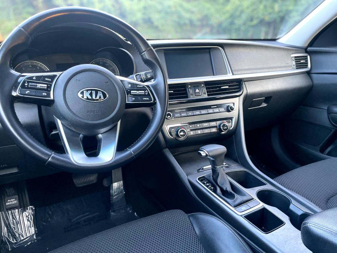 2019 Kia Optima LX photo 28