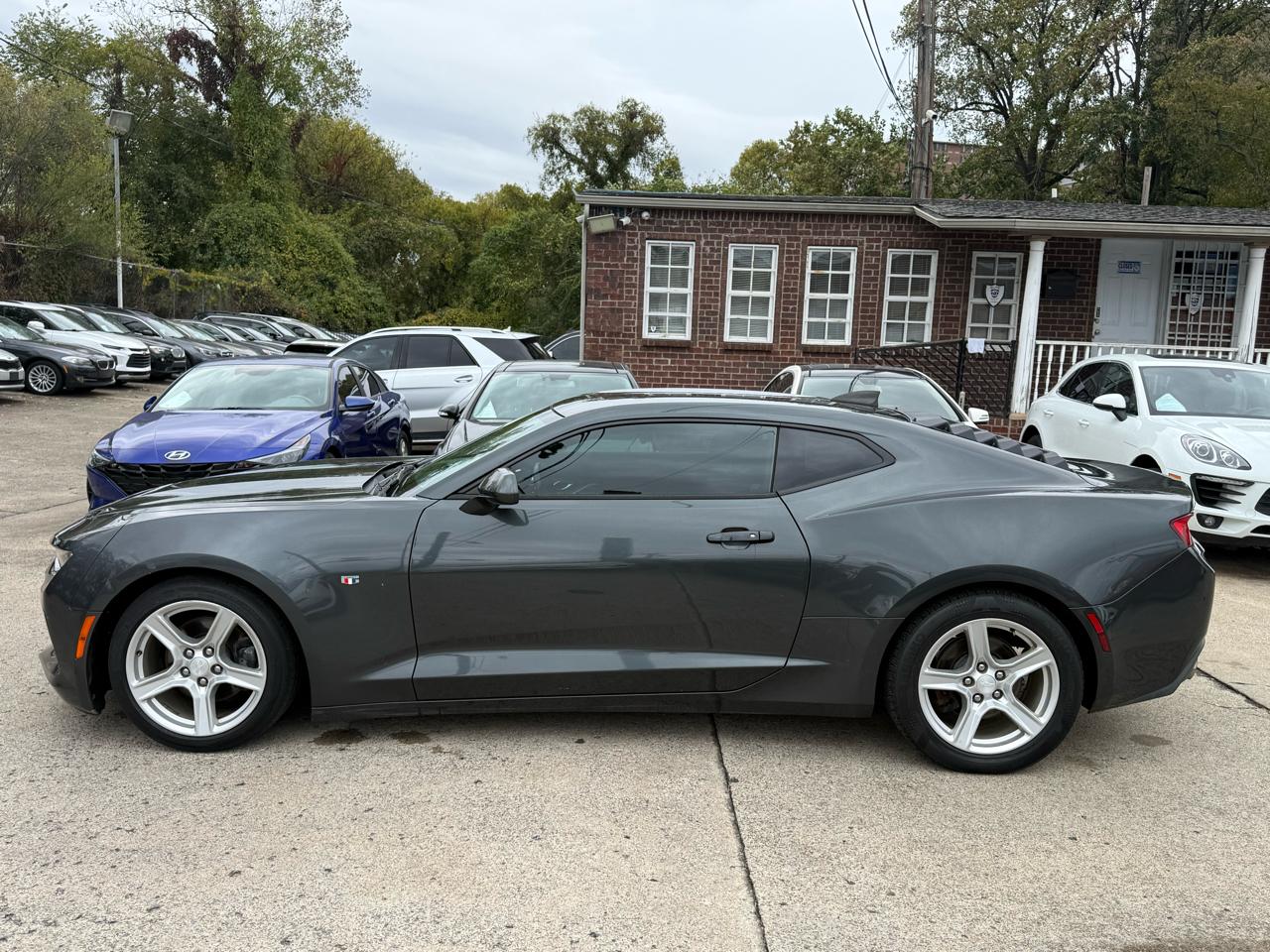 Chevrolet Camaro 1LT Coupe 2017 Chevrolet Camaro 1LT Coupe 2017