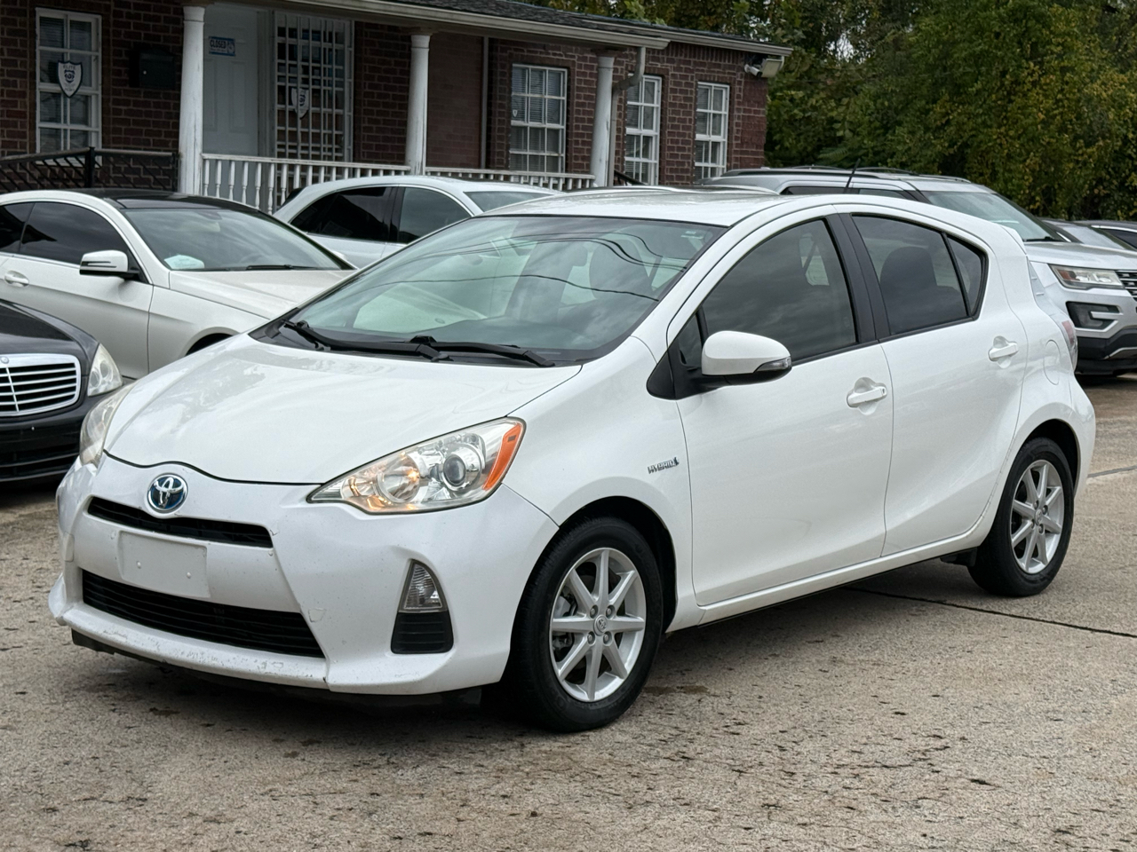 Toyota Prius c One 2013 Toyota Prius c One 2013